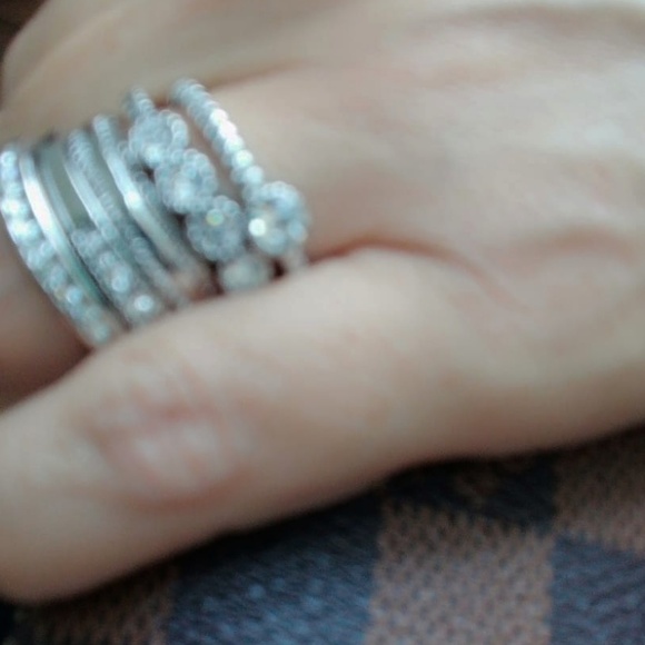 18K GOLD PLATED DIAMOND RING MIDI SET - Picture 2 of 2